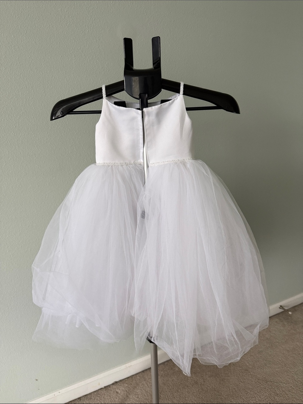 David’s Bridal Michelangelo Flower Girl Dress White Ivory Embroidered Tulle 2T - Picture 6 of 16